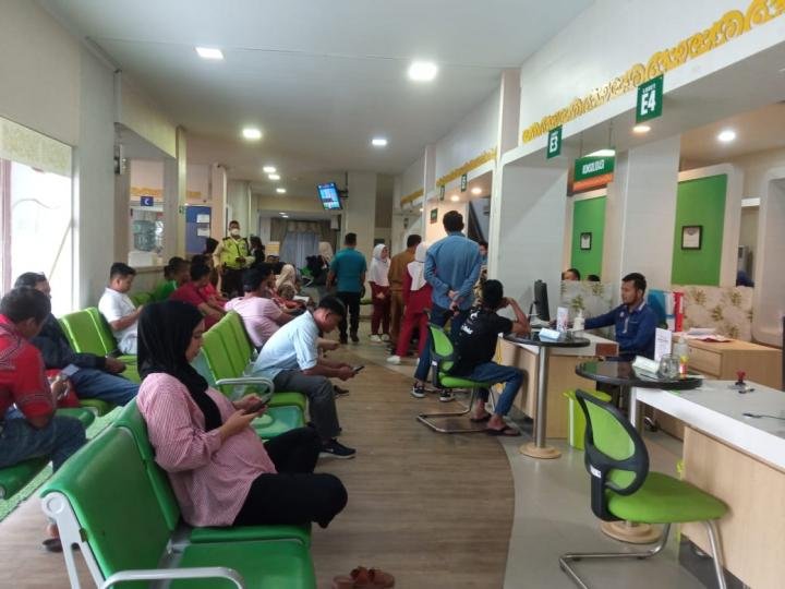 Warga Diminta Tak Gunakan Jasa Calo dalam Pengurusan Adminduk 