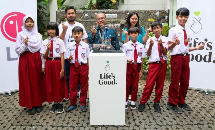 LG Bagikan Karya Seni Instalasi E-Waste ke Sekolah, Perluasan Kesadaran Pengelolaan Sampah