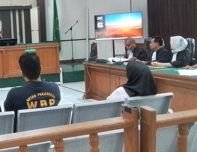 Rugikan Negara Rp542 Juta, Mantri KUR BRI Unit Kualu dan Oknum Pengacara Diadili