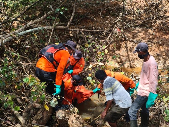 Lima Hari Hilang di Kebun Sawit, Warga Bengkalis Ditemukan Meninggal Dunia di Parit