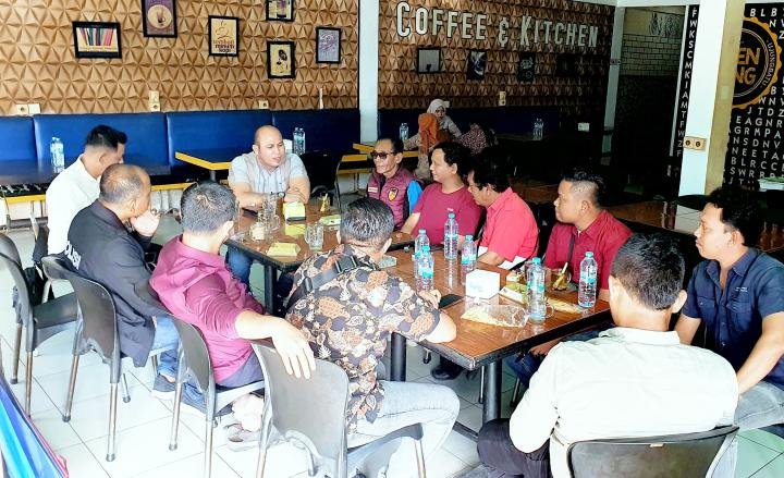 Gelar Coffee Morning, Polsek Ujung Batu Ajak Insan Pers Bersinergi Menjaga Kamtibmas