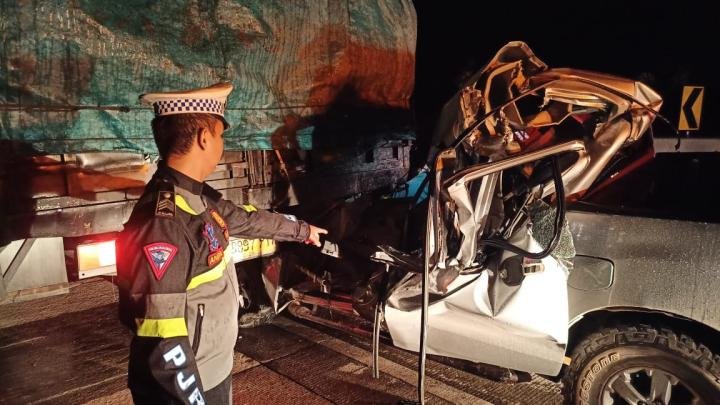 Toke Sawit dan Tokoh Masyarakat Tewas di Tol Bangkinang, Camat Koto Kampar Selamat