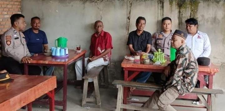 Gelar Jumat Curhat, Polsek Ujung Batu Tampung Keluhan Warga Bukit Raya