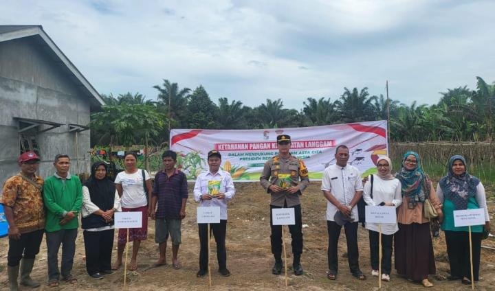 Polsek Langgam Launching Penanaman Bibit Jagung, Dukung Program Asta Cita Presiden RI