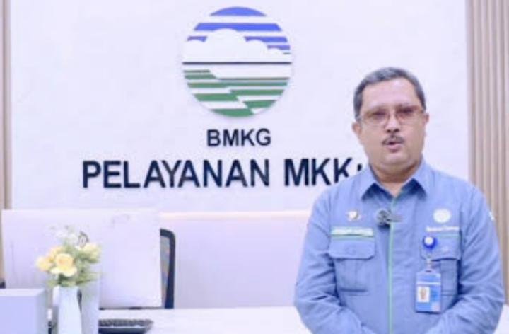 Suhu di Riau Tembus 34°C, BMKG: Beberapa Daerah Ini Waspadai Petir, dan Angin Kencang