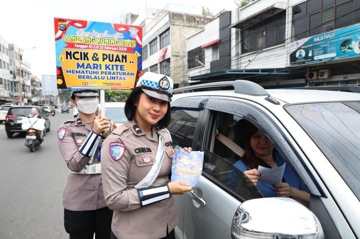 Tingkatkan Kesadaran Masyarakat Berlalu Lintas, Ini yang Dilakukan Satgas Preemtif OKLK Polda Riau