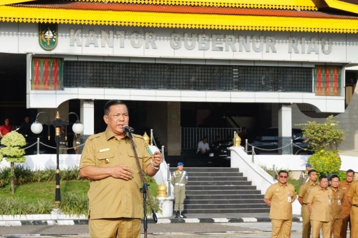 Defisit Rp1,2 Triliun, ASN Pemprov Riau Diminta Kerja Maksimal