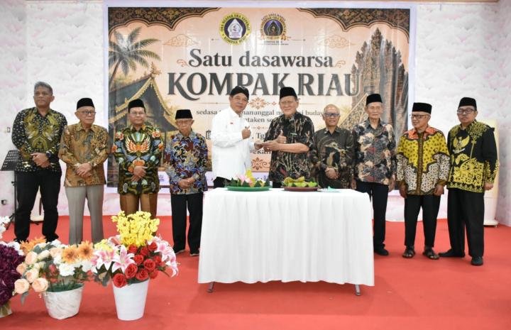 Rayakan Satu Dekade Kompak Riau, Ketua DPP Slamet Erianto: Jaga Identitas Budaya di Tanah Rantau