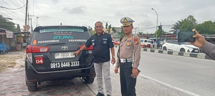 Terjaring Razia, 12 Mobil Travel Gelap Ditilang Petugas Gabungan