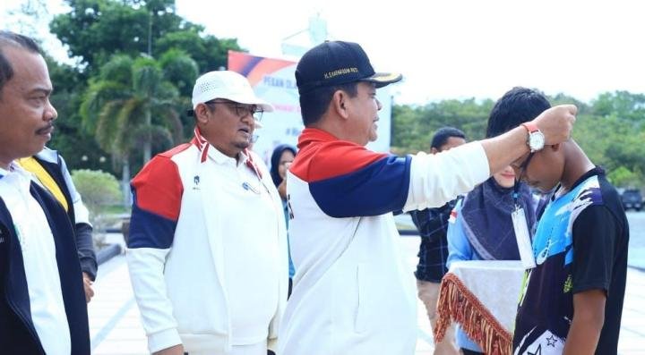 Buka Popda Perdana di Rohul, Wabup Ajak Atlet Junjung Tinggi Sportivitas dan Semangat Juang
