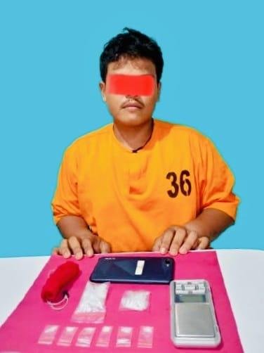 Polres Pelalawan Ringkus Pria Bawa Delapan Paket Sabu