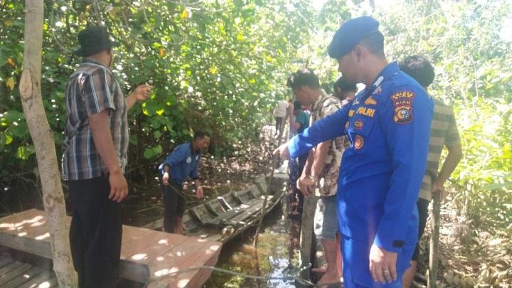 Sampan Terbalik, Tiga Orang Tercebur ke Sungai Siak dan Satu Orang Belum Ditemukan
