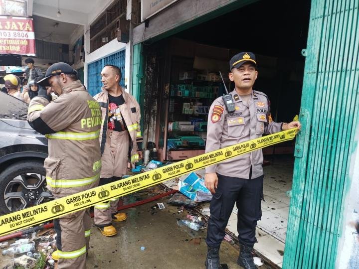Ruko di Jalan Tuanku Tambusai Ludes Terbakar, Satu Keluarga Tewas