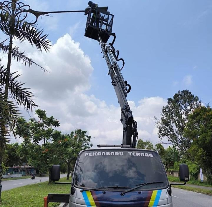 Jalan di Pekanbaru Gelap Gulita, Banyak Lampu PJU dalam Kondisi Rusak