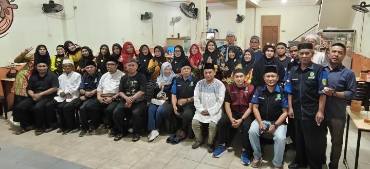 KBB dan IWABBRI Inhil Berbagi Takjil dan Bukber, Efendi Aqil: Berusaha Menjadi yang Terbaik