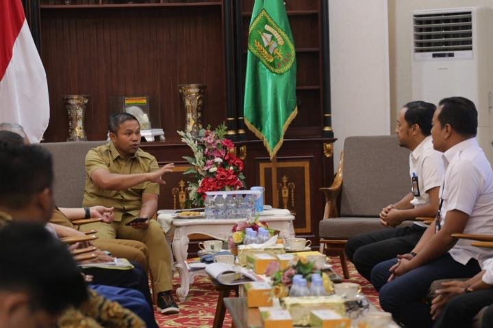 Dukung Pertumbuhan Ekonomi, Gubernur Abdul Wahid Dorong Pembangunan Jalan di Riau 