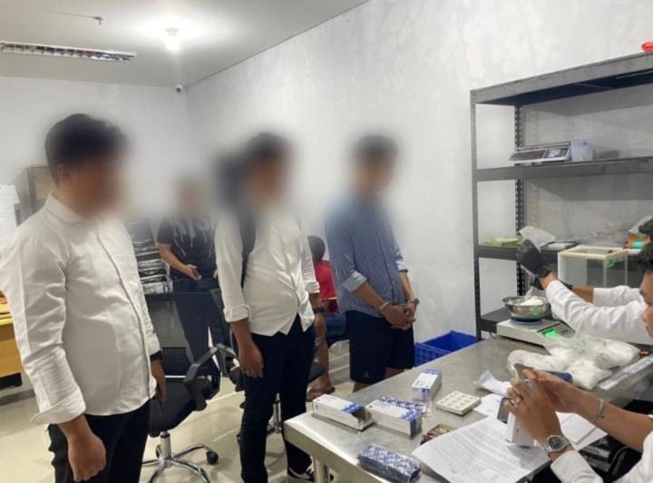 Polisi Beberkan Kronologi Penangkapan Tersangka Sabu oleh Petugas Bandara SSK II