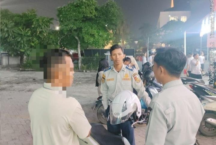 Kedapatan Tarik Uang di Lokasi Parkir Gratis, Jukir Liar Indomaret Ditertibkan 