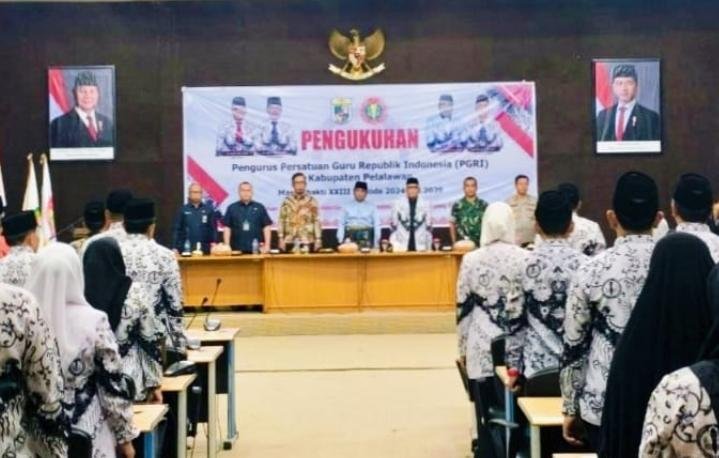 Bupati Pelalawan Dukung Kualitas Guru Demi Wujudkan Generasi Emas