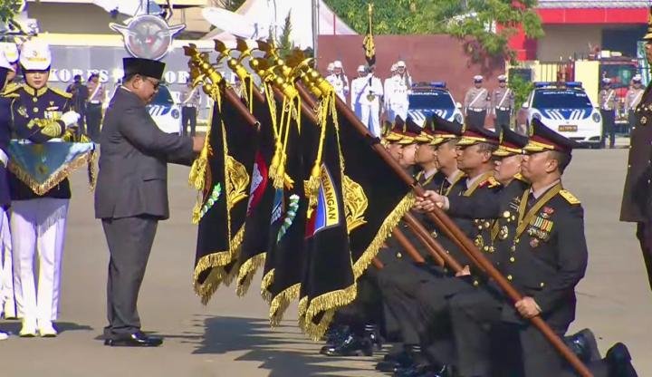 Polda Riau Raih Penghargaan dari Presiden, Irjen Herry: Tingkatkan Kualitas Pelayanan ke Masyarakat