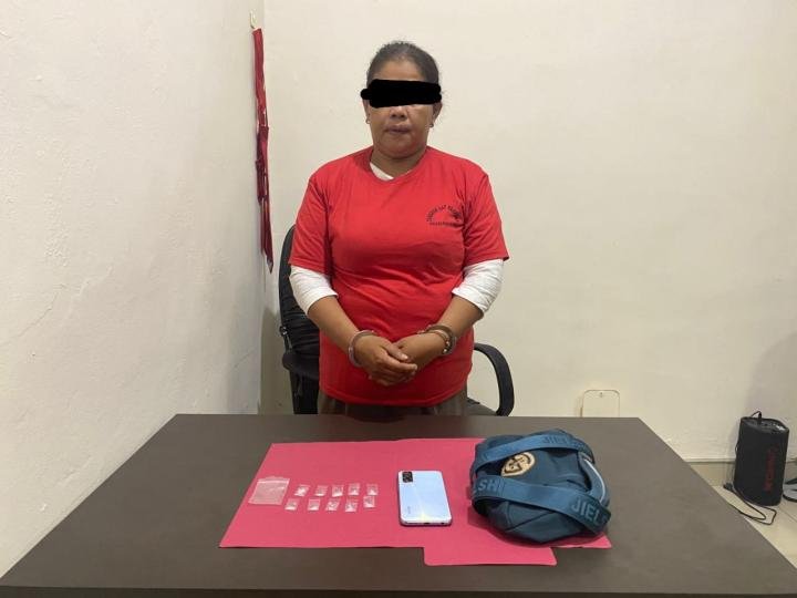 Wanita Terduga Pengedar Sabu Diciduk Satresnarkoba Polres Rohul 