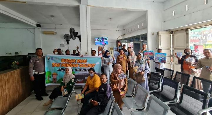 Sapa Wajib Pajak di Samsat Rumbai, Ditlantas Ajak Bijak Bermedsos