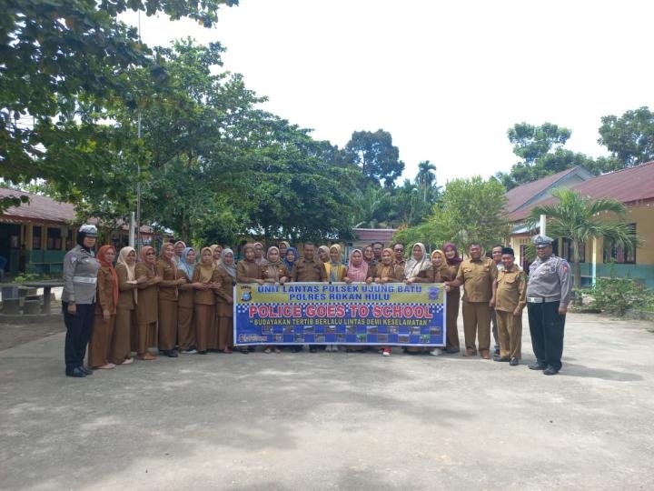 Satlantas Polres Rohul Goes To School,  Imbau Tertib  Berlalu Lintas Serta Pilkada Damai