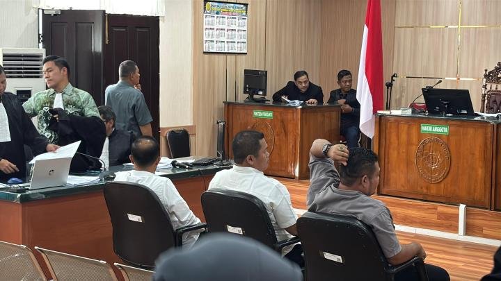 Keterangan Sekdis PUPR Riau Mengenai Uang Rp7 M Berbeda dengan Kesaksian Kepala UPT
