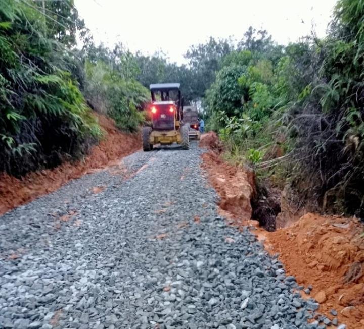 Swadaya, Jalan Rusak di Desa Koto Tuo Barat Akhirnya Diperbaiki 