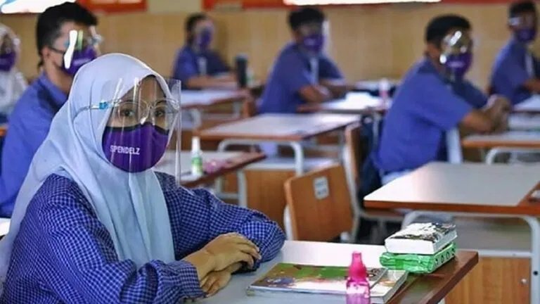 Ikut Keputusan Pusat, Pemprov Riau Batalkan Proses Belajar Tatap Muka