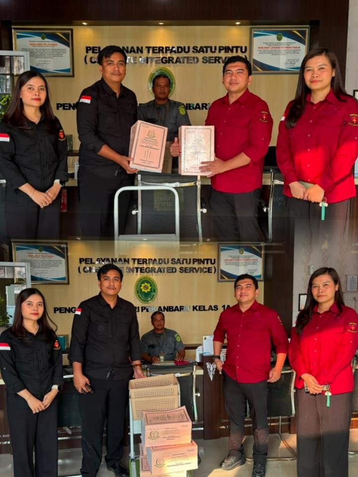 Kembali Kejari Pelalawan Limpahkan 6 Berkas Kasus Korupsi Pupuk Subsidi ke Pengadilan 