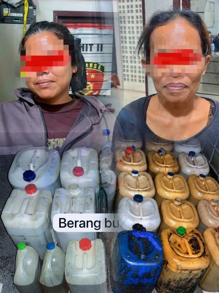 Polres Pelalawan Ungkap Dugaan Penampungan Solar Subsidi, Dua Wanita Diamankan 