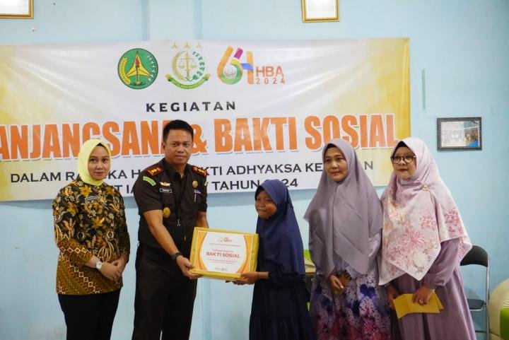 Sambut Hari Bhakti Adhyaksa Ke-64, Kejari Kepulauan Meranti Gelar Baksos di Panti Asuhan Aisyiyah