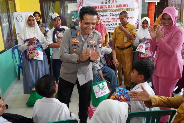 Hari Bhayangkara ke-79, Polres Rohul Gelar Pemeriksaan Kesehatan Bagi Siswa Berkebutuhan Khusus