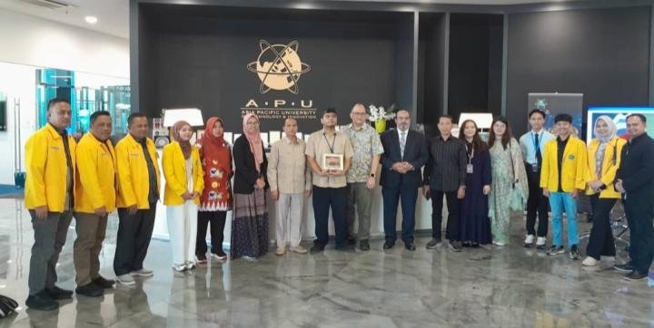 Delegasi Magister Kebijakan Publik Unilak Jajaki Kerja Sama Akademik di Malaysia