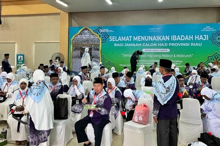Bandara SSK II Pekanbaru Layani Keberangkatan 2.901 JCH Riau ke Embarkasi Batam