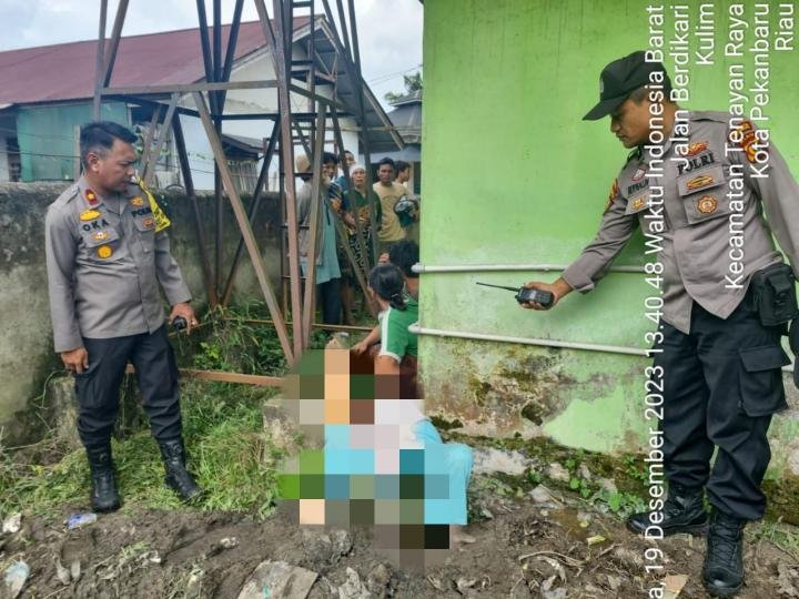 Niat ke Warung, Nenek Tewas Kesetrum Besi Tower Tangki Air 