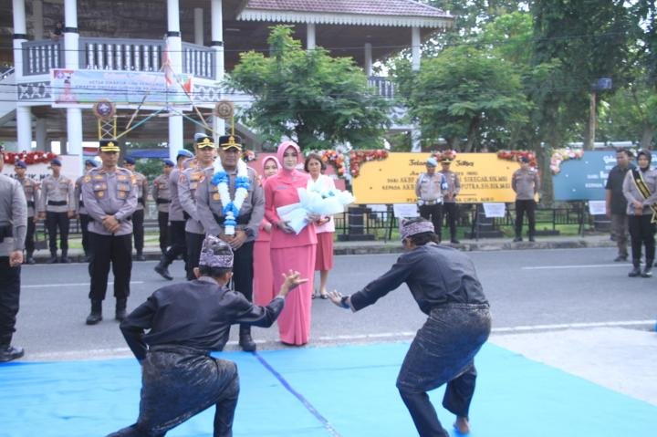 AKBP Fahrian Tinggalkan Segudang Prestasi, AKBP Eka Resmi Jabat Kapolres Inhu ke-48