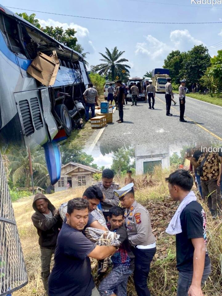 Bus PMH Vs Truk: Empat Tewas Terjepit, Tiga Orang Luka-Luka