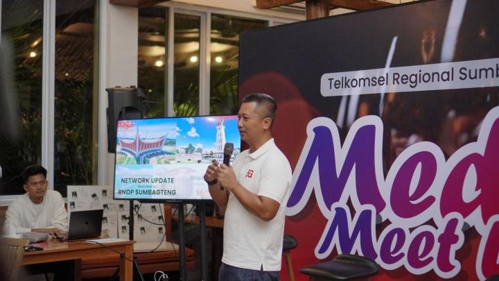 Dukung Produktivitas di Sumbagteng, Telkomsel Terus Kembangkan Infrastruktur dan Layanan Digital