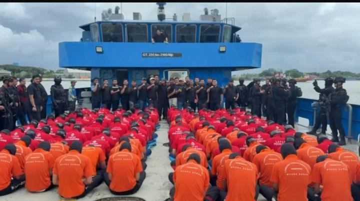 Ratusan Napi Risiko Tinggi dari Riau Dipindahkan ke Nusakambangan