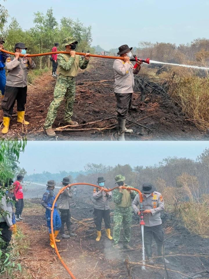 Kapolres Pelalawan Turun ke Rantau Baru untuk Pastikan Api Karhutla Berhasil Dijinakkan