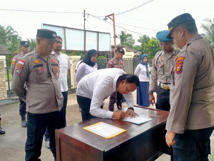 Pintu Masuk Narkoba Internasional, Kapolsek Rupat Selatan Buat Pakta Integritas