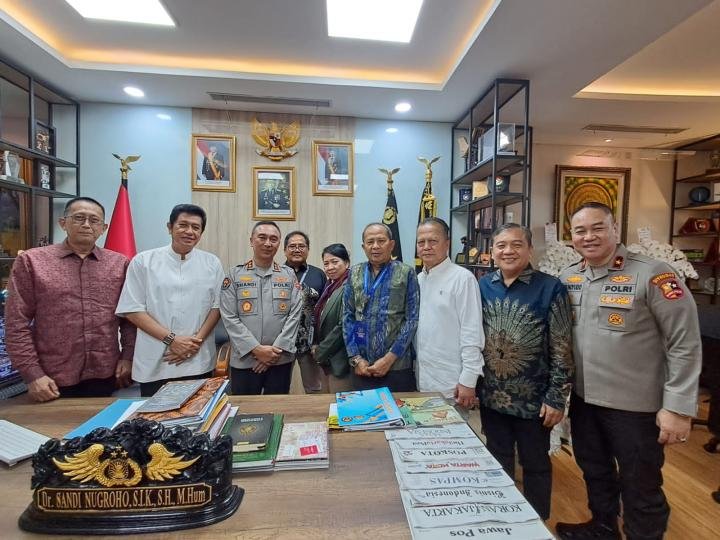 Dukung Penuh Kongres Digelar 29 - 30 Agustus Mendatang, Kapolri Sigit Harapkan PWI Segera Bersatu