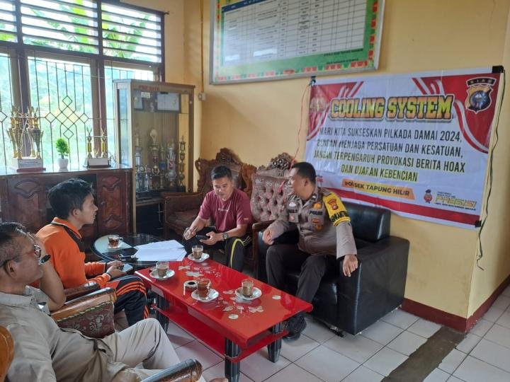 Cooling System di Kantor Desa Tapung Makmur, Ajak Jaga Kamtibmas Menjelang Hari Pencoblosan 