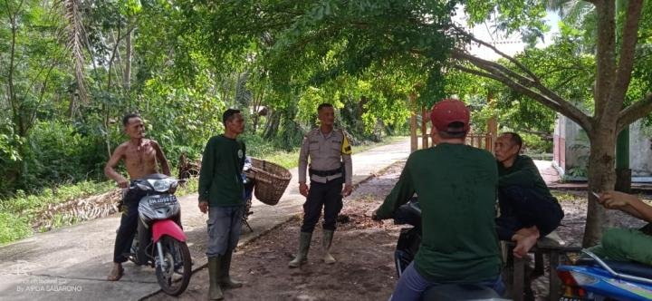 Aipda Sabarono Edukasi Warga Pentingnya Jaga Situasi Harmonis, Meski Berbeda Pilihan Politik