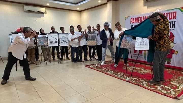 Semarakkan HPN 2025 di Riau, Puluhan Foto dan Karikatur Terbaik Karya Insan Pers Dipamerkan