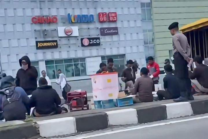 Ada Giat KPK di Flyover Simpang SKA, Polisi Tutup Jalan Selama Enam Hari