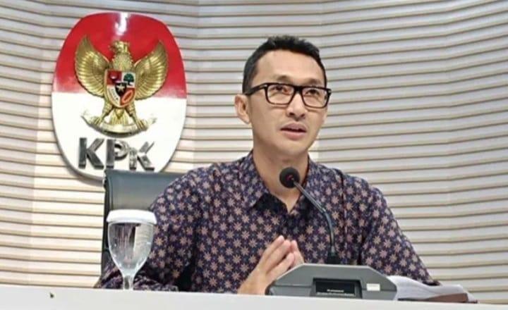 KPK Benarkan OTT Kuansing, Kasusnya Suap Jabatan. Bupati dan Sekda Masih Dikejar