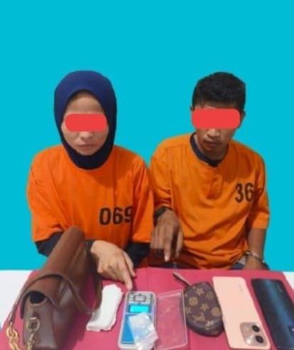 Satresnarkoba Polres Pelalawan Tangkap Pasangan Kekasih Pengedar Sabu